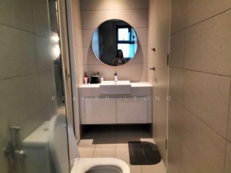 Kediaman Servis untuk Dijual di Skyluxe On The Park Bukit Jalil - Reagan Leong - Bathroom - PropertyGuru.com.my