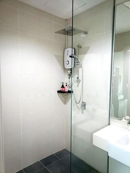 Service Residence for Rent at Southkey Mosaic - Jessica Ma - Bathroom - PropertyGuru.com.my