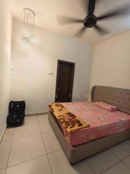 Kediaman Servis untuk Dijual di D'Secret Garden (Pangsapuri Kempas Indah) - Win Tan - Bedroom - PropertyGuru.com.my