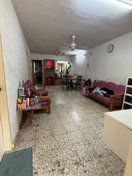 Apartment for Sale at Taman Kampar - Alisson Chew - Living Room - PropertyGuru.com.my