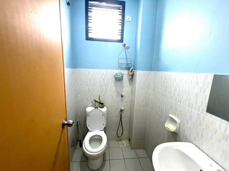 2-storey Terraced House for Sale in Taman Mutiara Rini (Skudai) - Joan Chia - Bathroom - PropertyGuru.com.my