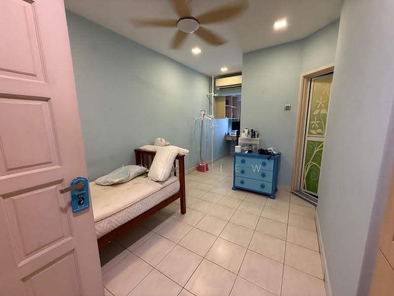 3-storey Terraced House for Sale in Taman Bukit Segar (Cheras) - Joly Liew - Bedroom - PropertyGuru.com.my