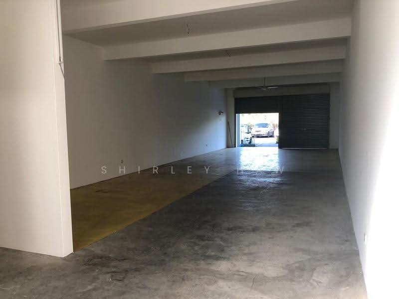 Shop / Office for Rent in Taman Molek (Johor Bahru) - Shirley Haw - Interior - PropertyGuru.com.my