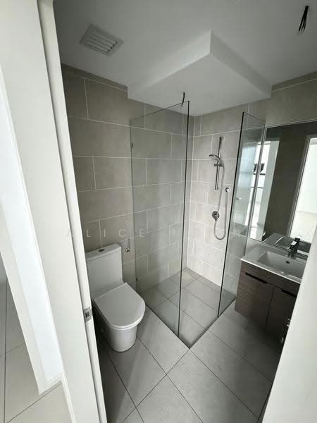 Service Residence for Sale at Residensi Estetik 8 (Est8) - Alice Ngan - Bathroom - PropertyGuru.com.my