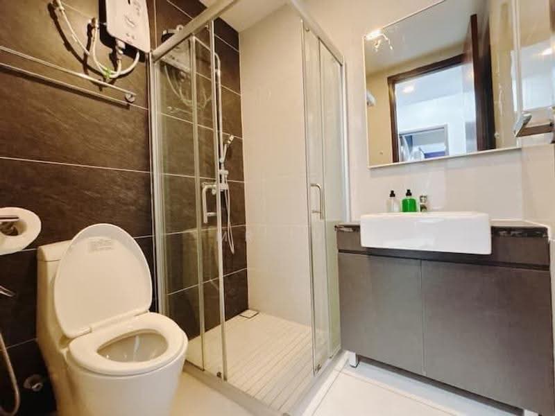 Kondominium untuk Disewa di Royal Strand @ Country Garden Danga Bay - Mr Lu - Bathroom - PropertyGuru.com.my