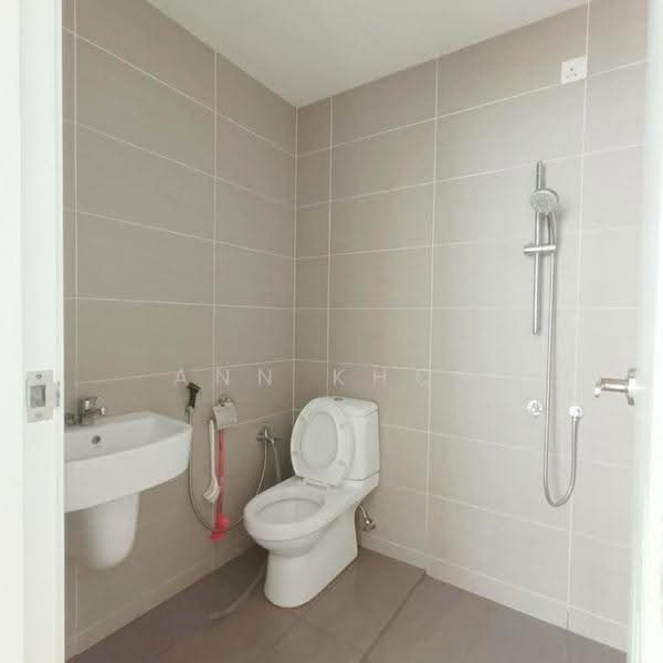 Condominium for Sale at Artis 3 Residence - Ann Khor - Bathroom - PropertyGuru.com.my