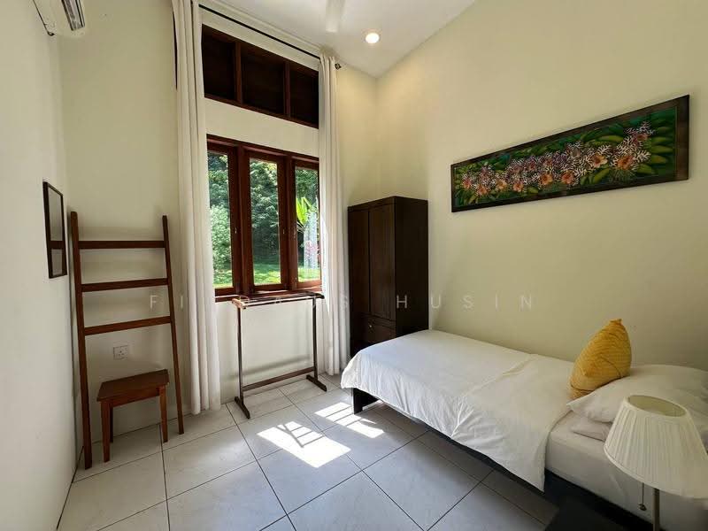 Bungalow House untuk Dijual di Pantai Tengah (Chenang) - Firdaus Husin - PropertyGuru.com.my