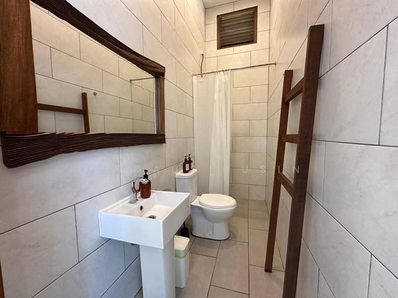 Bungalow House untuk Dijual di Pantai Tengah (Chenang) - Firdaus Husin - PropertyGuru.com.my