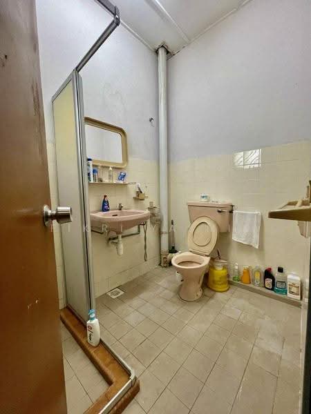 2-storey Terraced House for Sale in Taman Pandan Indah (Ampang) - Fikri Yasmin - Bathroom - PropertyGuru.com.my