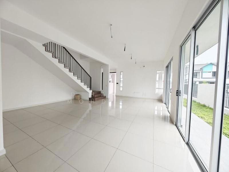 Rumah Teres 2-Tingkat untuk Dijual di Bandar Serenia (Dengkil) - Mohd Hazlan bin Mohd Sopi - Living Room - PropertyGuru.com.my