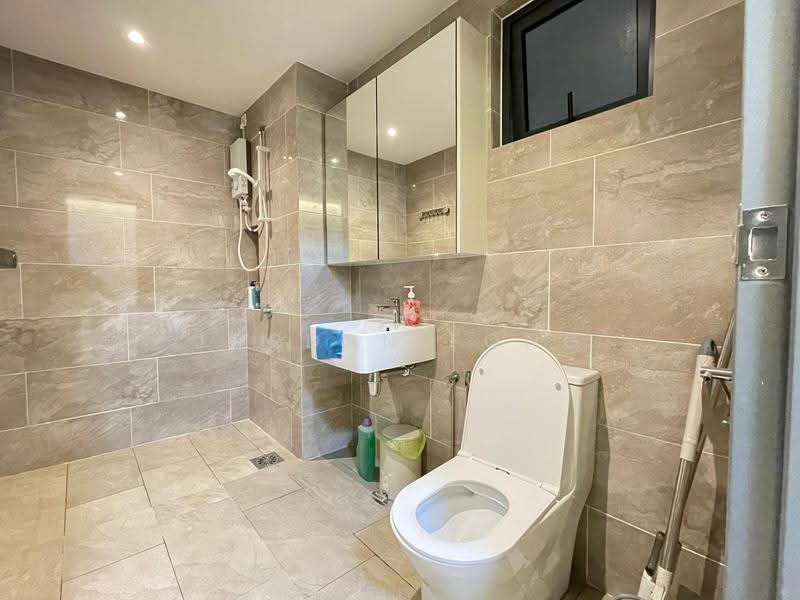 Service Residence for Rent at M Arisa - Jordan Fong - Bathroom - PropertyGuru.com.my