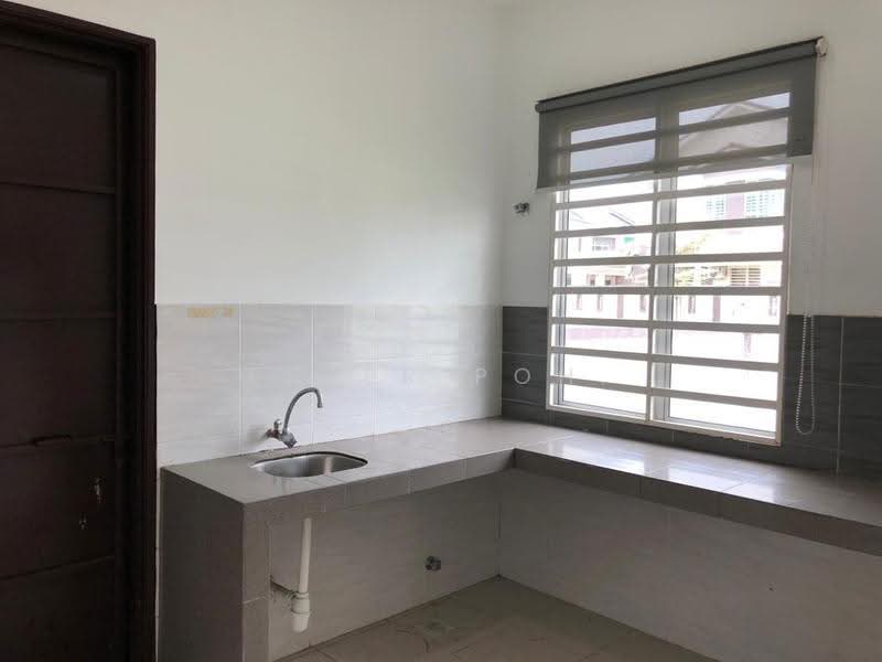 Rumah Teres 2-Tingkat untuk Disewa di Senawang (Negeri Sembilan) - Ester Poh. - Kitchen - PropertyGuru.com.my