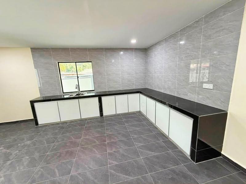 1-storey Terraced House for Sale in Pulai (Johor) - Gordon Chai - Kitchen - PropertyGuru.com.my