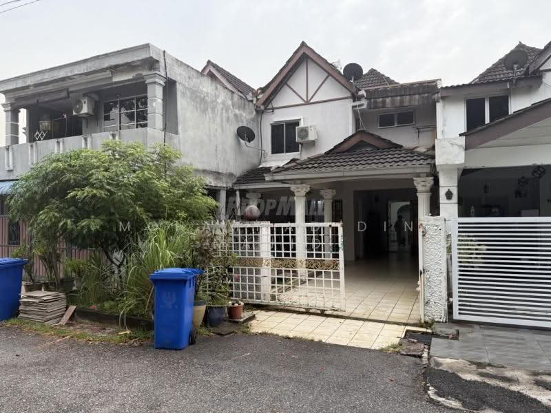 2-storey Terraced House for Sale in Seksyen 19 (Shah Alam) - Mohammad Din Majid - Exterior - PropertyGuru.com.my