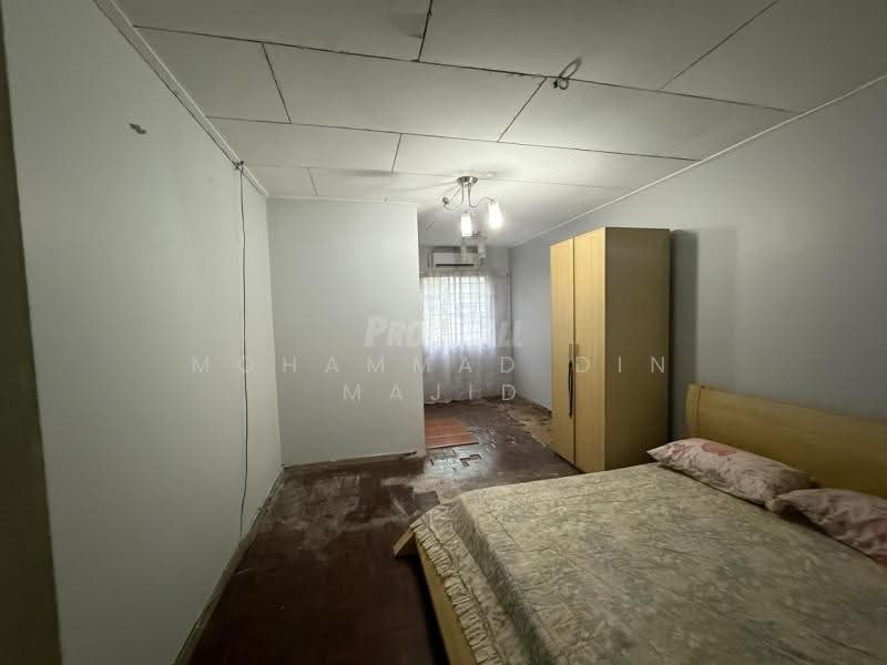 2-storey Terraced House for Sale in Seksyen 19 (Shah Alam) - Mohammad Din Majid - Bedroom - PropertyGuru.com.my