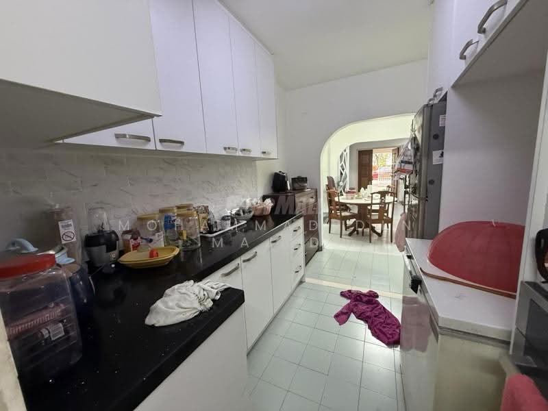 2-storey Terraced House for Sale in Seksyen 19 (Shah Alam) - Mohammad Din Majid - Kitchen - PropertyGuru.com.my