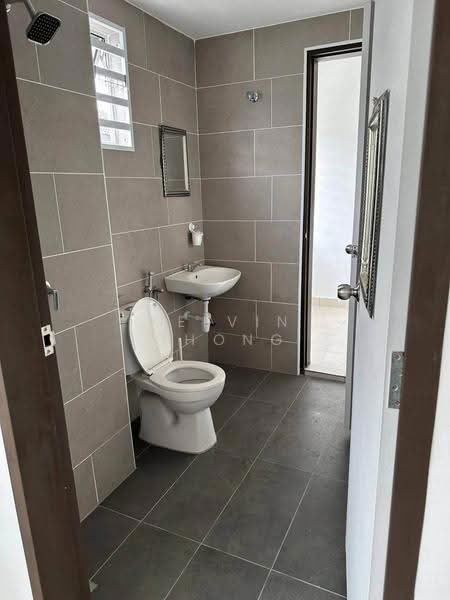 2-storey Terraced House for Rent in Taman Klebang Ria (Chemor) - Kelvin Chong - Bathroom - PropertyGuru.com.my
