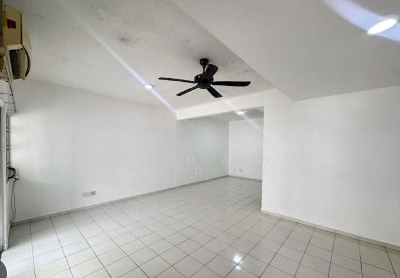 2-storey Terraced House for Sale in Bandar Mahkota Cheras (Cheras) - Kaeryn Wong - Living Room - PropertyGuru.com.my
