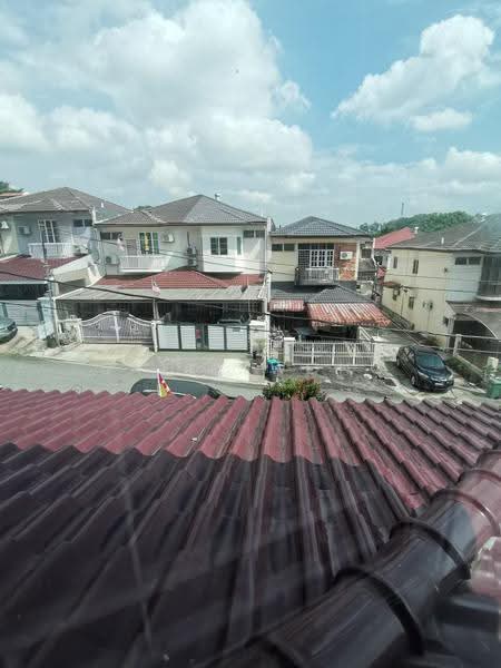 Semi-Detached House for Sale in Taman Universiti Indah (Seri Kembangan) - Sally Wong - Exterior - PropertyGuru.com.my