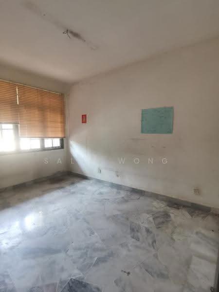 Semi-Detached House for Sale in Taman Universiti Indah (Seri Kembangan) - Sally Wong - Interior - PropertyGuru.com.my
