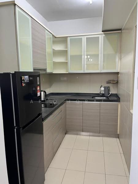 Service Residence for Rent at Tiara Mutiara / The Crown - Afiq Iqbal - Kitchen - PropertyGuru.com.my