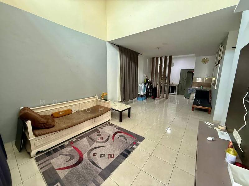 Rumah Berkembar untuk Dijual di Telok Panglima Garang (Selangor) - Mohd Hazlan bin Mohd Sopi - Living Room - PropertyGuru.com.my
