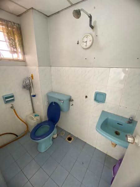 Apartment for Sale at Pangsapuri Bayu - Sally Wong - Bathroom - PropertyGuru.com.my