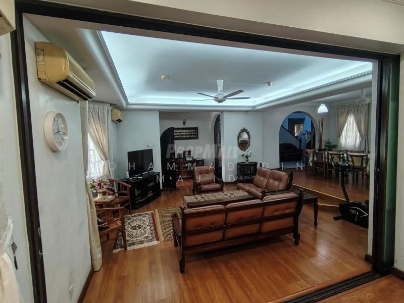 Bungalow House for Sale in SS19 (Subang Jaya) - Mohammad Din Majid - Living Room - PropertyGuru.com.my