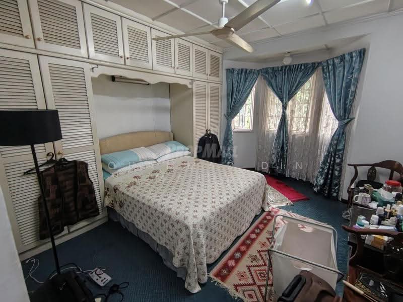 Bungalow House for Sale in SS19 (Subang Jaya) - Mohammad Din Majid - Bedroom - PropertyGuru.com.my