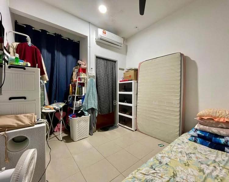Townhouse for Sale in Taman Adda Heights (Tebrau) - Arzaim Barimin - Bedroom - PropertyGuru.com.my