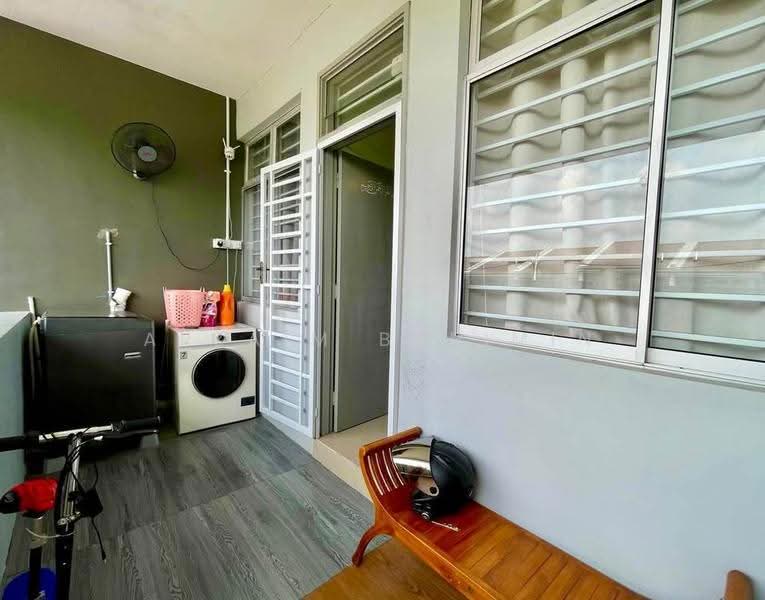 Townhouse for Sale in Taman Adda Heights (Tebrau) - Arzaim Barimin - Balcony - PropertyGuru.com.my