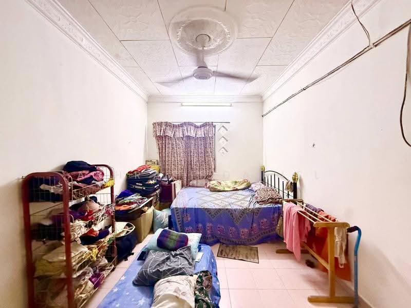 1-storey Terraced House for Sale in Seksyen 17 (Shah Alam) - Ashraff Daniel - PropertyGuru.com.my