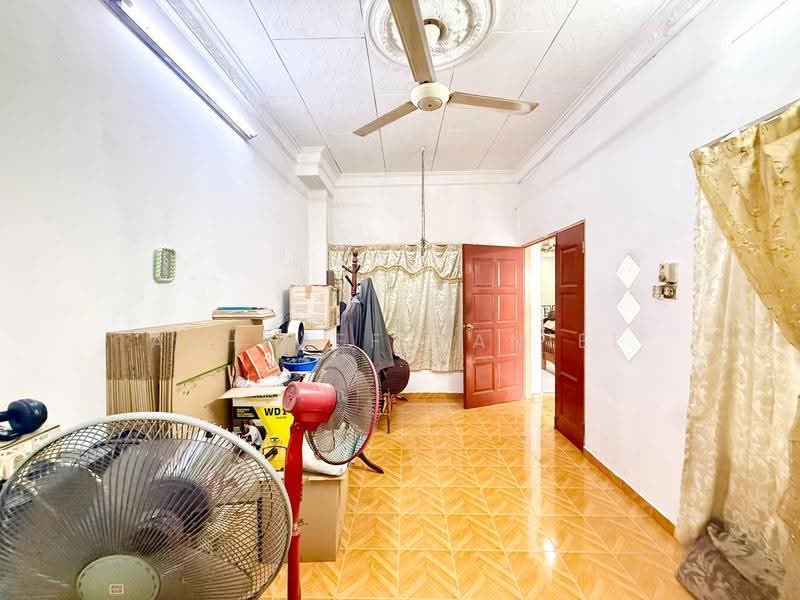 1-storey Terraced House for Sale in Seksyen 17 (Shah Alam) - Ashraff Daniel - PropertyGuru.com.my