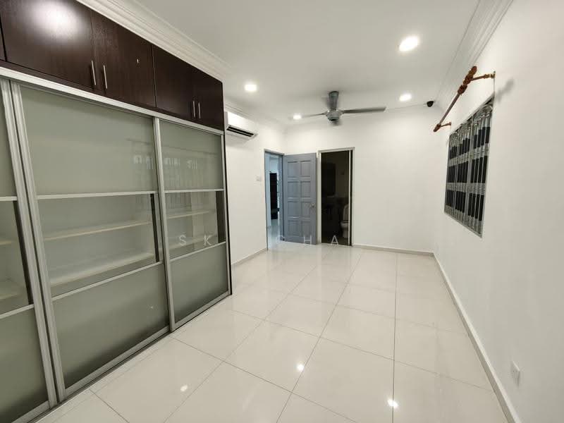 Semi-Detached House for Sale in Taman Equine (Seri Kembangan) - Sky Chan - PropertyGuru.com.my