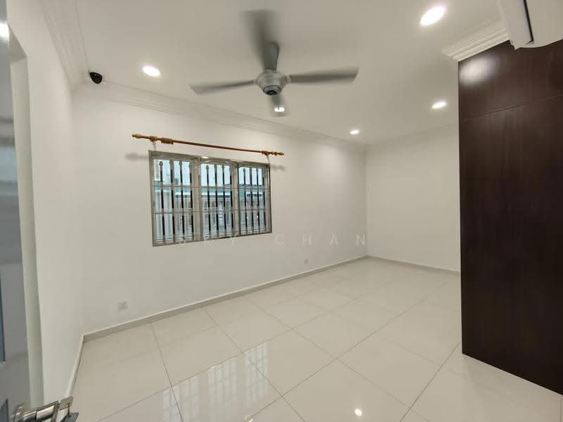 Semi-Detached House for Sale in Taman Equine (Seri Kembangan) - Sky Chan - PropertyGuru.com.my
