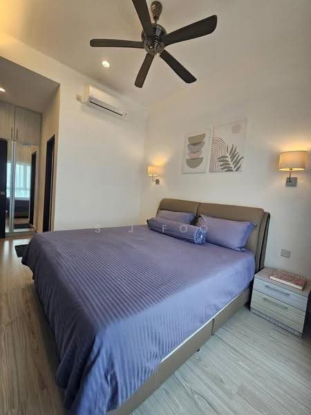 Kondominium untuk Dijual di I-Regency Condominium (Ideal Regency) - S J Foo - Bedroom - PropertyGuru.com.my