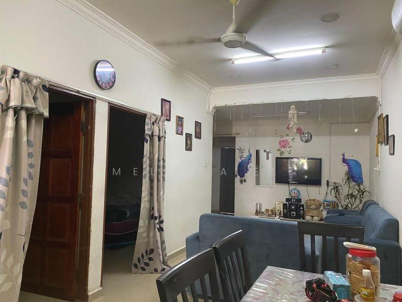 1-storey Terraced House for Sale in Taman Aman (Senai) - Melinda Ee - Living Room - PropertyGuru.com.my