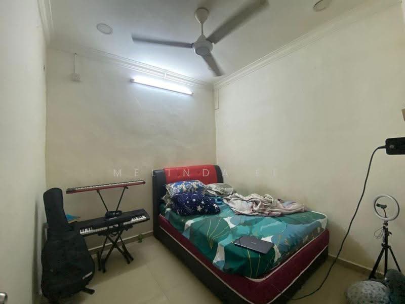 1-storey Terraced House for Sale in Taman Aman (Senai) - Melinda Ee - Bedroom - PropertyGuru.com.my