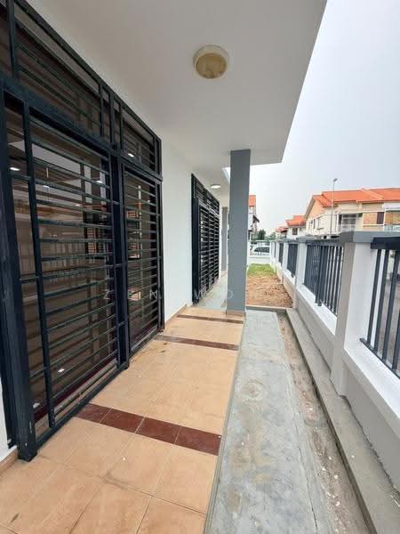 Rumah Teres untuk Dijual di Skudai (Johor) - Zen Wong - Exterior - PropertyGuru.com.my