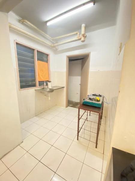 Apartment for Sale at Pangsapuri Vista Serdang - Sally Wong - Kitchen - PropertyGuru.com.my