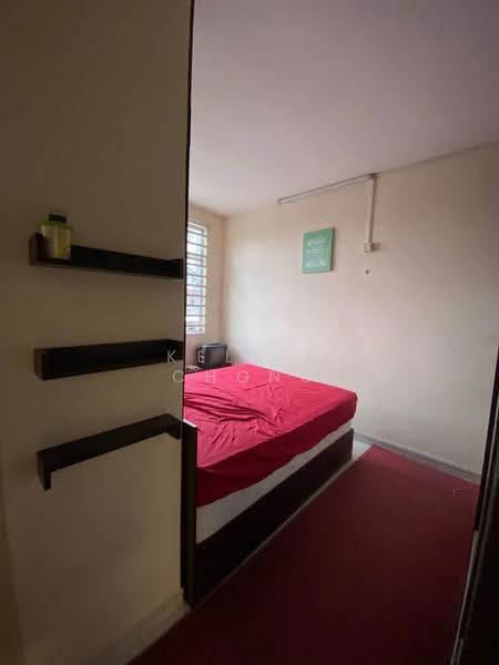 Pangsapuri untuk Disewa di Alpine Village - Kelvin Chong - Bedroom - PropertyGuru.com.my