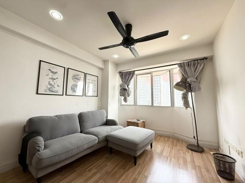Kediaman Servis untuk Disewa di Main Place Residence - Kenix Lee - Living Room - PropertyGuru.com.my