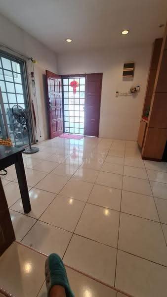 Semi-Detached House for Sale in Taman Sungai Besi Indah (Seri Kembangan) - Sally Wong - Entrance - PropertyGuru.com.my