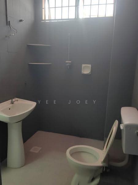 Semi-Detached House for Sale in Bukit Mertajam (Penang) - Yee Joey - Bathroom - PropertyGuru.com.my