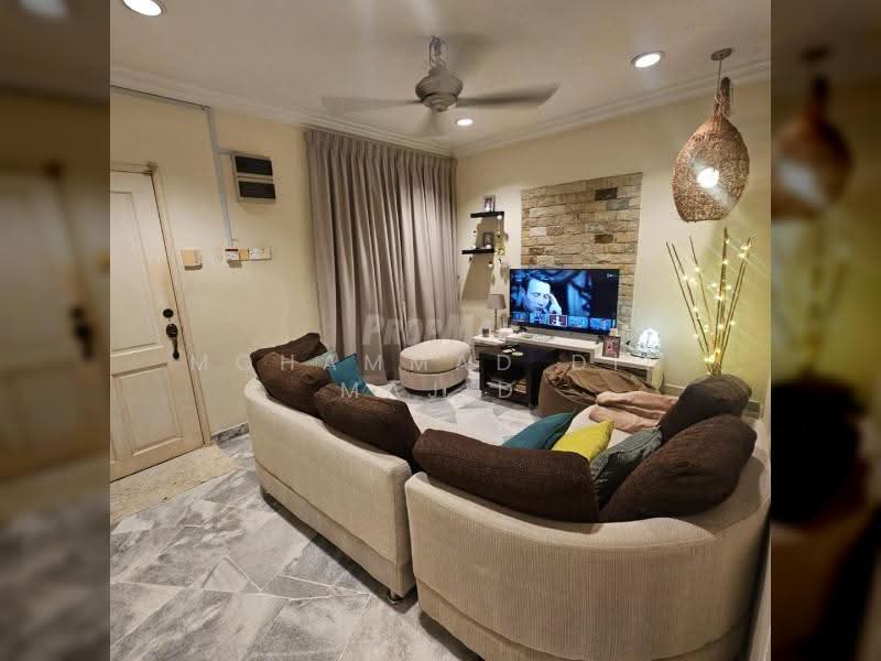 2-storey Terraced House for Sale in Putra Heights (Subang Jaya) - Mohammad Din Majid - Living Room - PropertyGuru.com.my