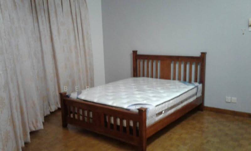Kondominium untuk Dijual di Country Tower Condominium - Bernard Lim - Bedroom - PropertyGuru.com.my