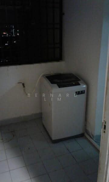 Kondominium untuk Dijual di Country Tower Condominium - Bernard Lim - PropertyGuru.com.my
