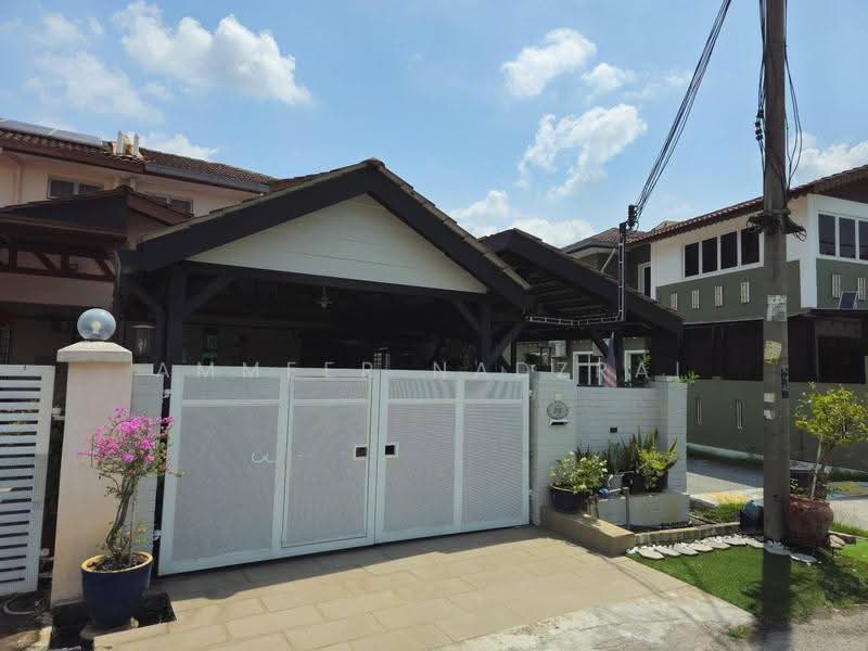 2-storey Terraced House for Sale in Taman Putra Perdana (Puchong) - Ammeer Nadzrai - Exterior - PropertyGuru.com.my