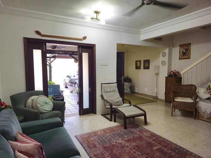2-storey Terraced House for Sale in Taman Putra Perdana (Puchong) - Ammeer Nadzrai - Living Room - PropertyGuru.com.my