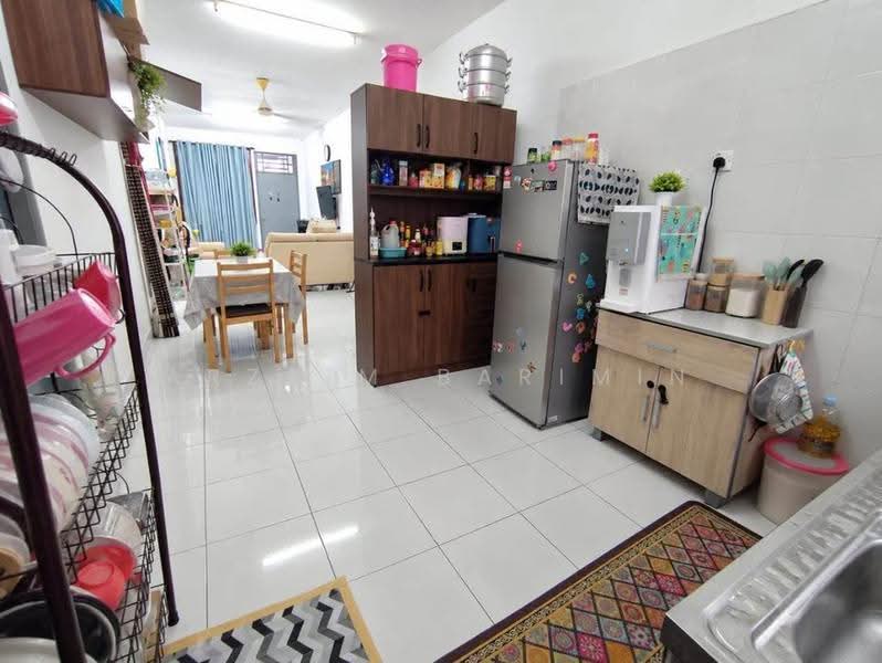 Terraced House for Sale in Senai (Kulai) - Arzaim Barimin - Kitchen - PropertyGuru.com.my